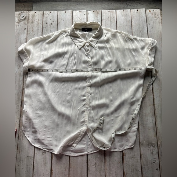 Lulus | Soft Flowy Button Down Blouse | M | Ivory 🤍✨ - Picture 8 of 10